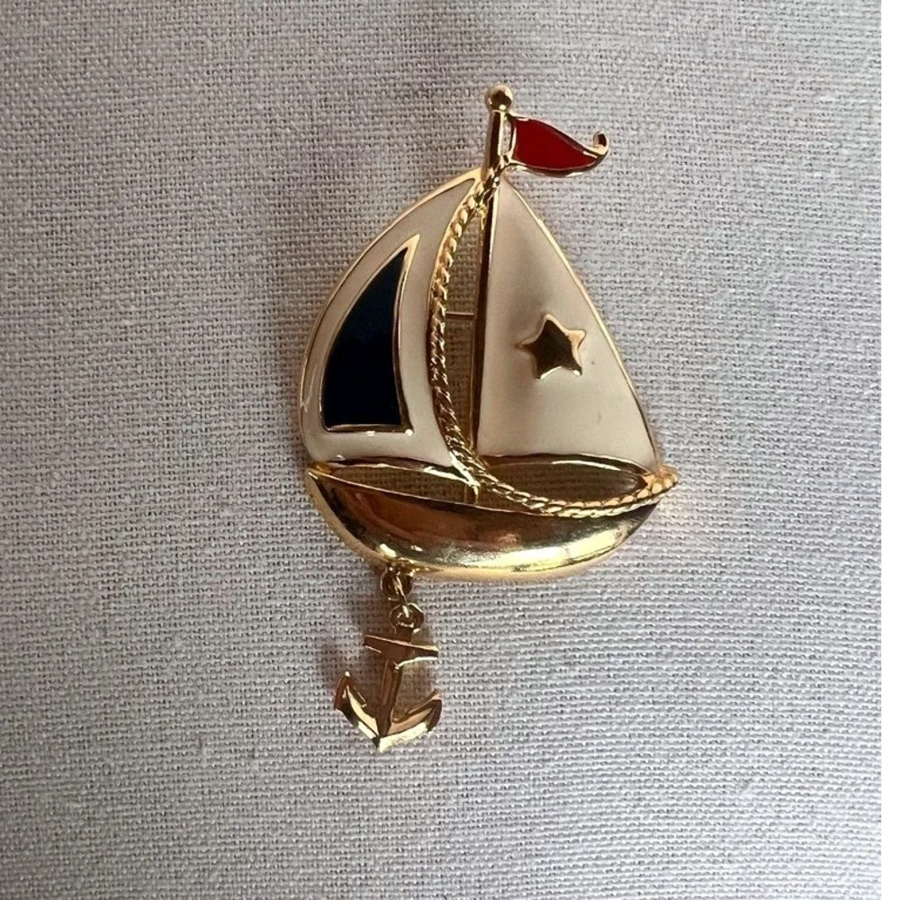 Avon Sailboat Brooch Nautical Enamel Anchor Charm Coastal Grandma Vintage Resort